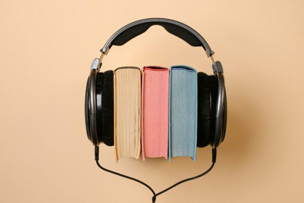 ¿Qué es la transcripción de audio y por qué es importante?