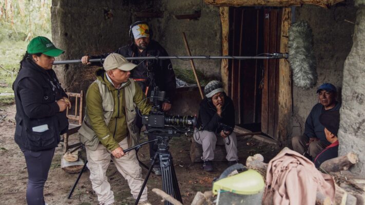 Cómo contratar servicios de traducción audiovisual para documentales