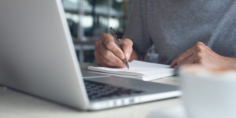 Por qué tu formación corporativa necesita una traducción e-learning profesional